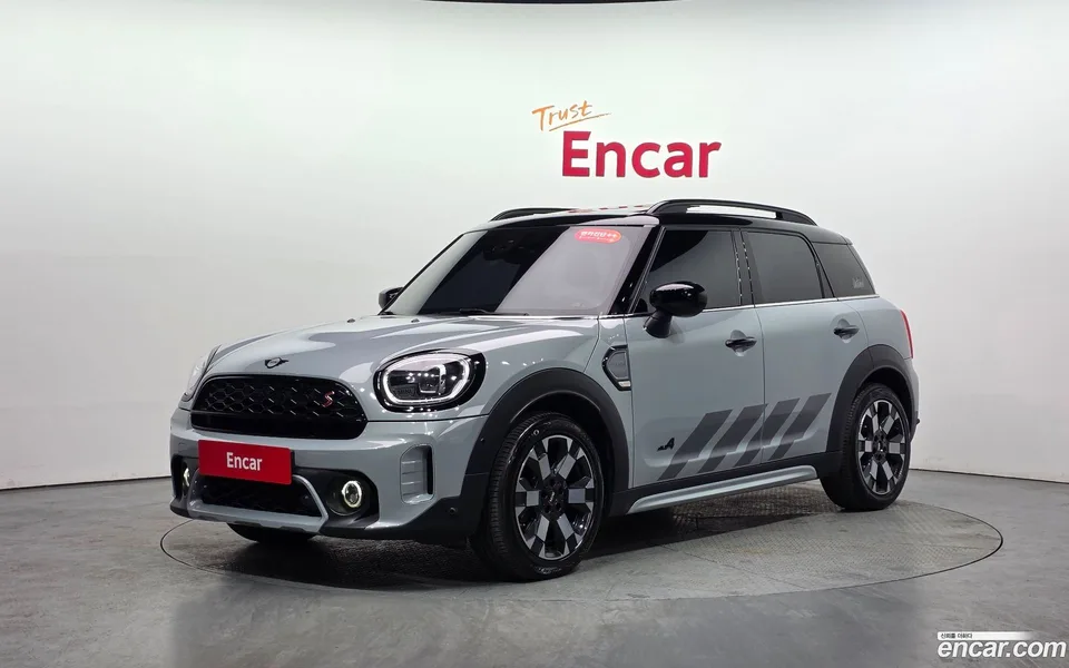 MINI Cooper S Countryman ALL4 2023 — фото 1, купить с доставкой в Москву