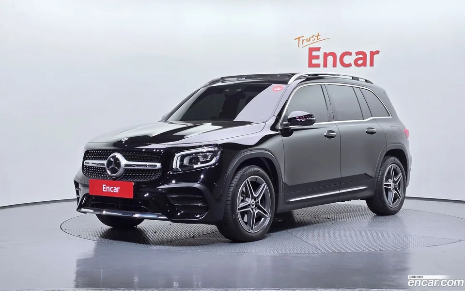 Mercedes-Benz GLB-Class GLB250 4MATIC 2023 — фото 1, купить с доставкой в Москву