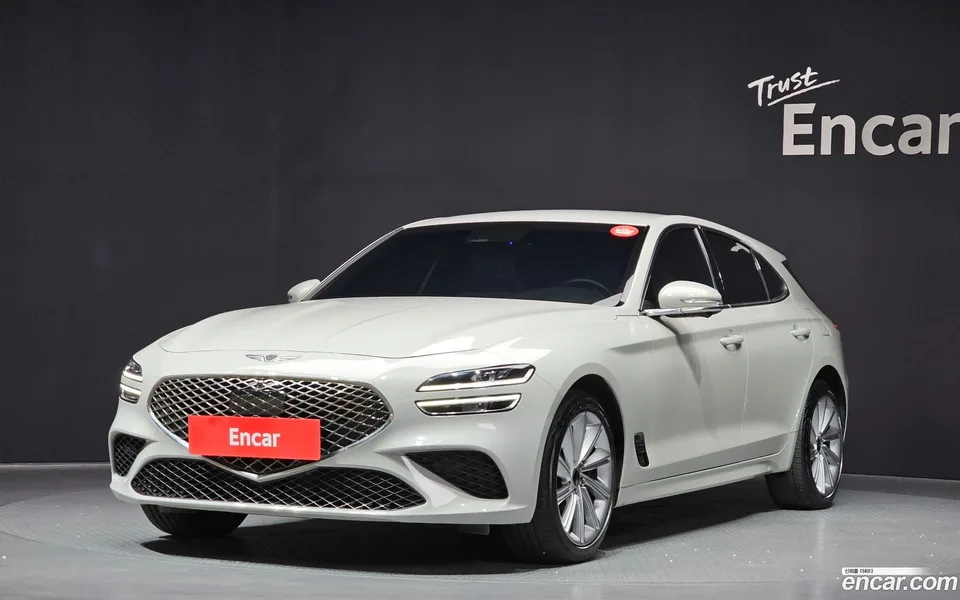 Genesis G70 Shooting Brake 2.5T 2WD 2024 — фото 1, купить с доставкой в Москву