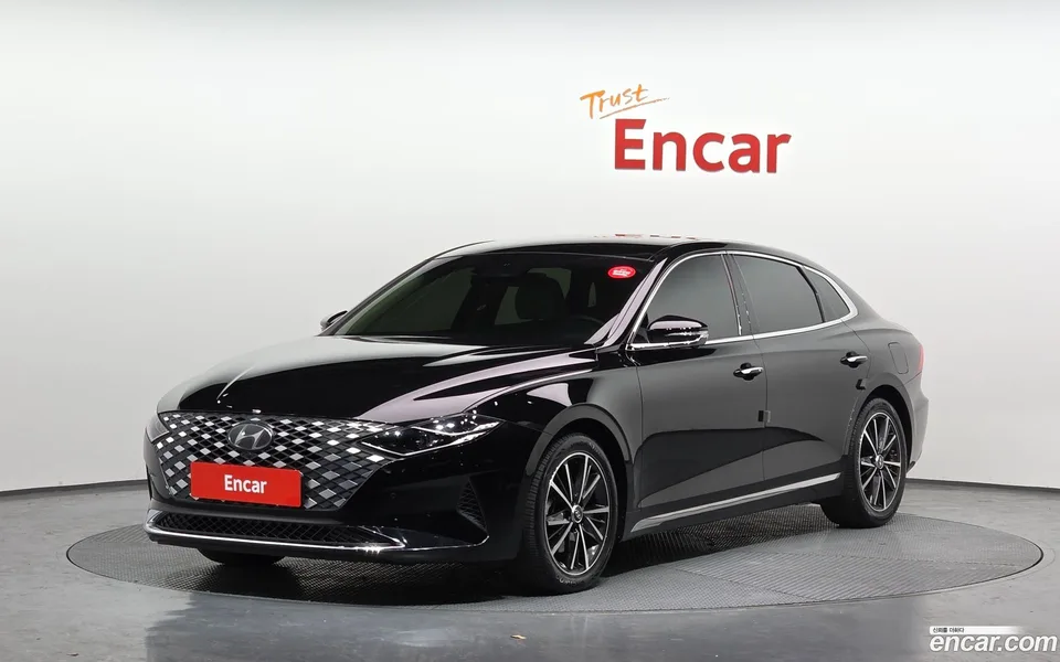 Hyundai Grandeur IG 2.5 2022 — photo 1, buy with delivery to Moscow