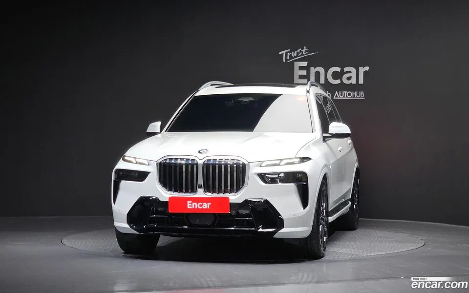 BMW X7 xDrive 40i M 6 2024 — миниатюра 3