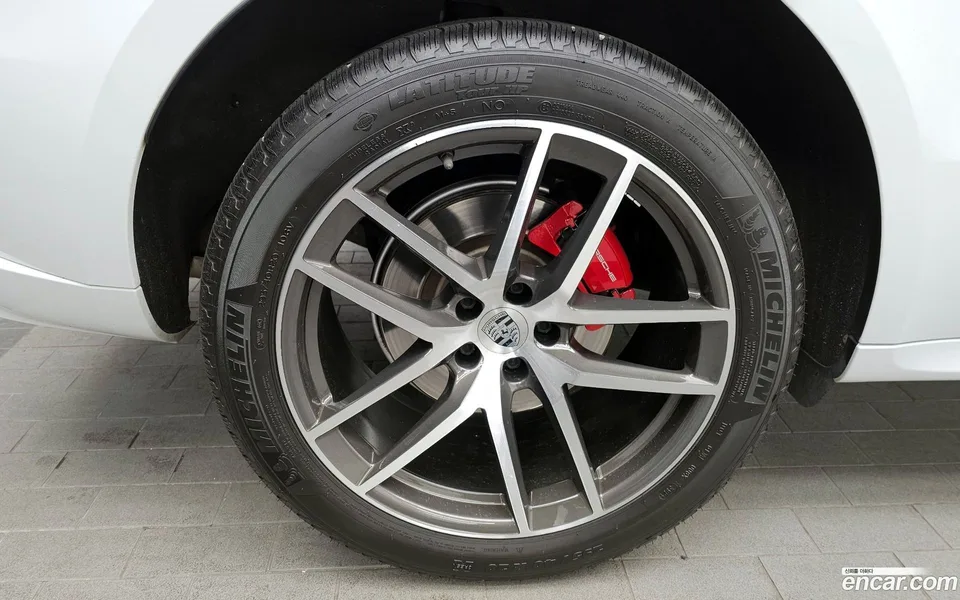 Porsche Macan 2.9 S 2022 — миниатюра 2