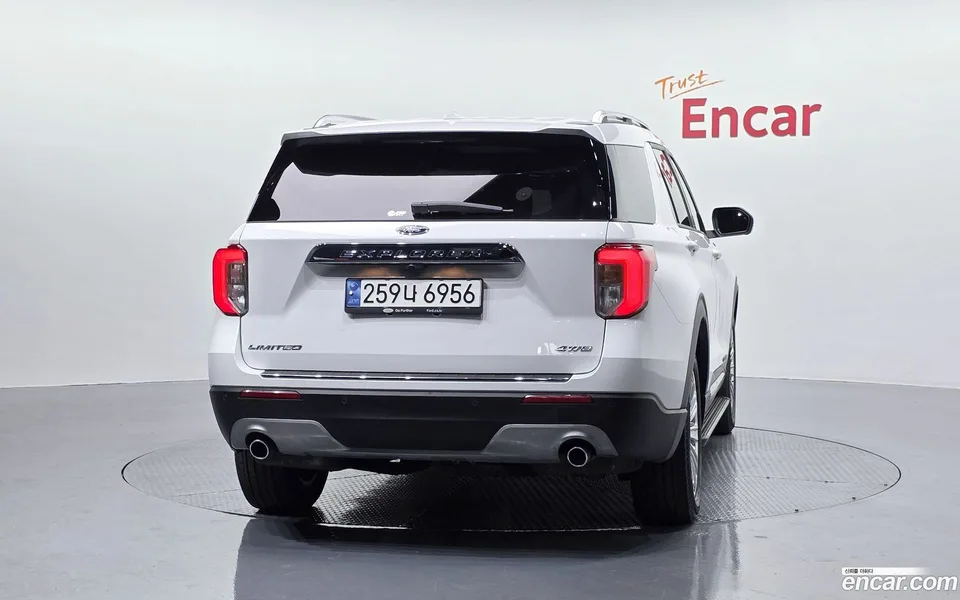 Ford Explorer 2.3 4WD 2023 — миниатюра 4