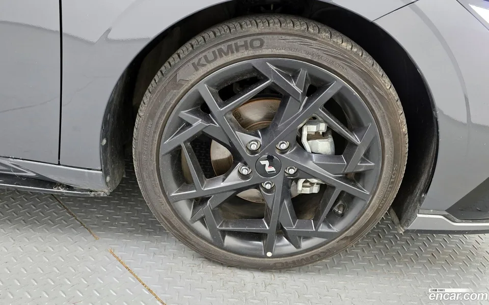 Hyundai Avante CN7 1.6 2024 — миниатюра 2