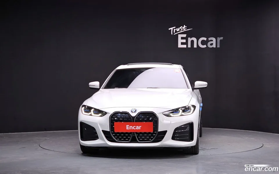 BMW i4 eDrive40 M 2023 — миниатюра 3