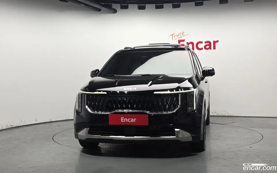 Kia Carnival 9 2024 — thumbnail 3