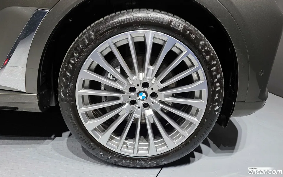 BMW X7 xDrive 40d 7 2022 — миниатюра 2