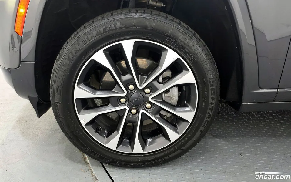 Jeep Grand Cherokee L 3.6 2022 — миниатюра 5