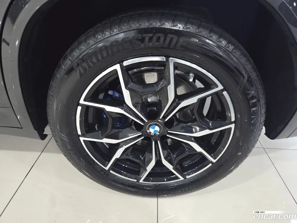 BMW X3 xDrive 20i M 2024 — миниатюра 2