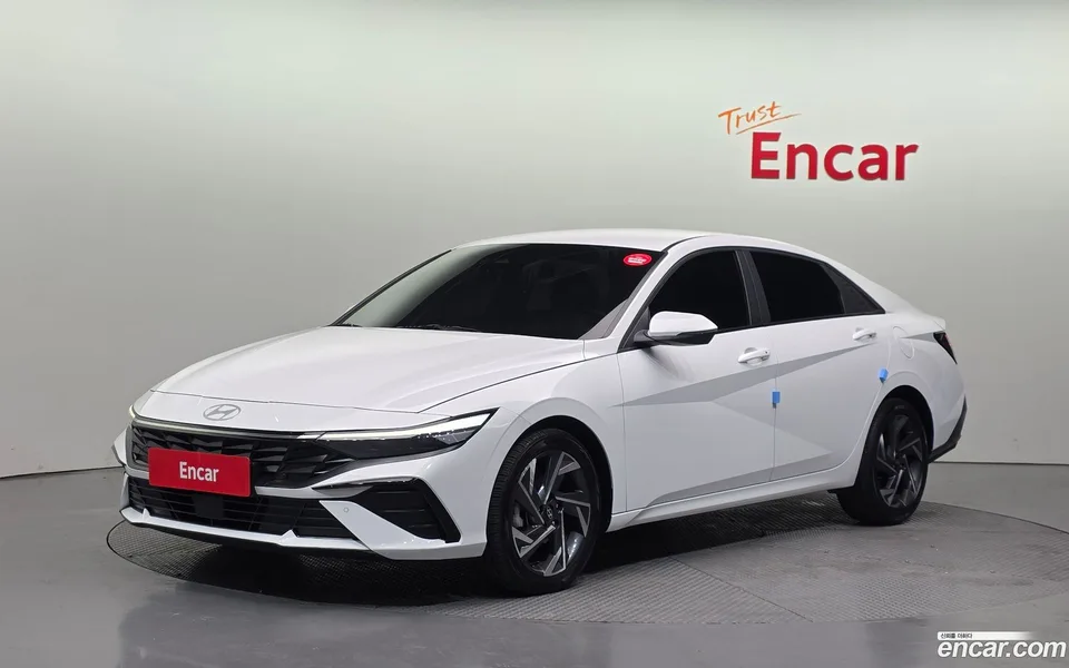 Hyundai Avante CN7 1.6 2023 — фото 1, купить с доставкой в Москву