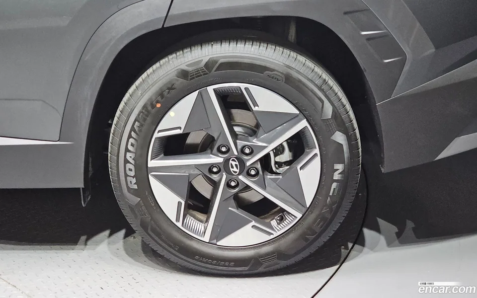 Hyundai Tucson NX4 1.6 2WD 2025 — миниатюра 2