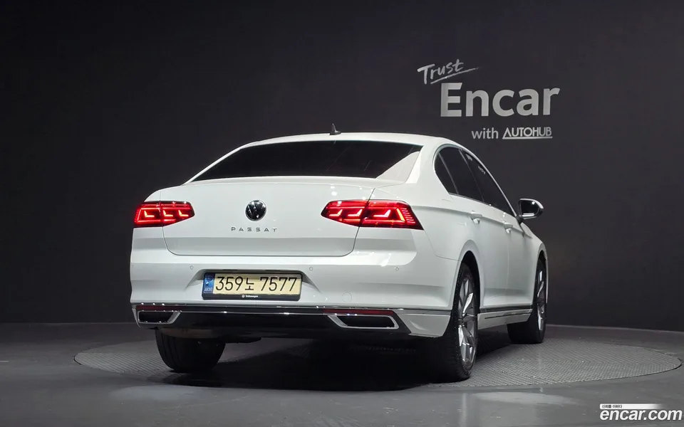 Volkswagen Passat GT 2.0 TDI 2022 — миниатюра 4