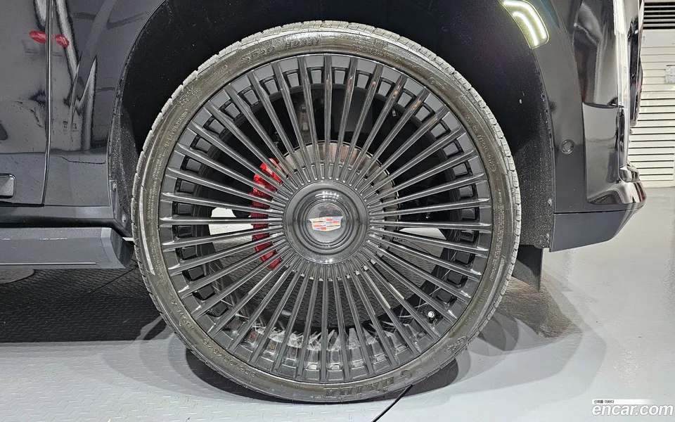 Cadillac Escalade 6.2 2022 — миниатюра 2