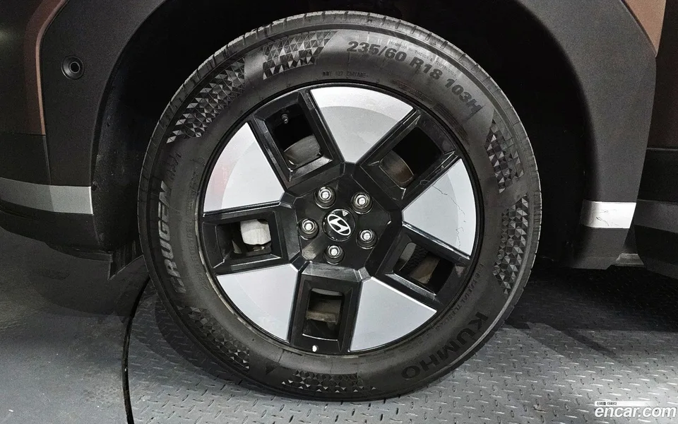 Hyundai SantaFe HEV 1.6 2WD 2024 — миниатюра 2