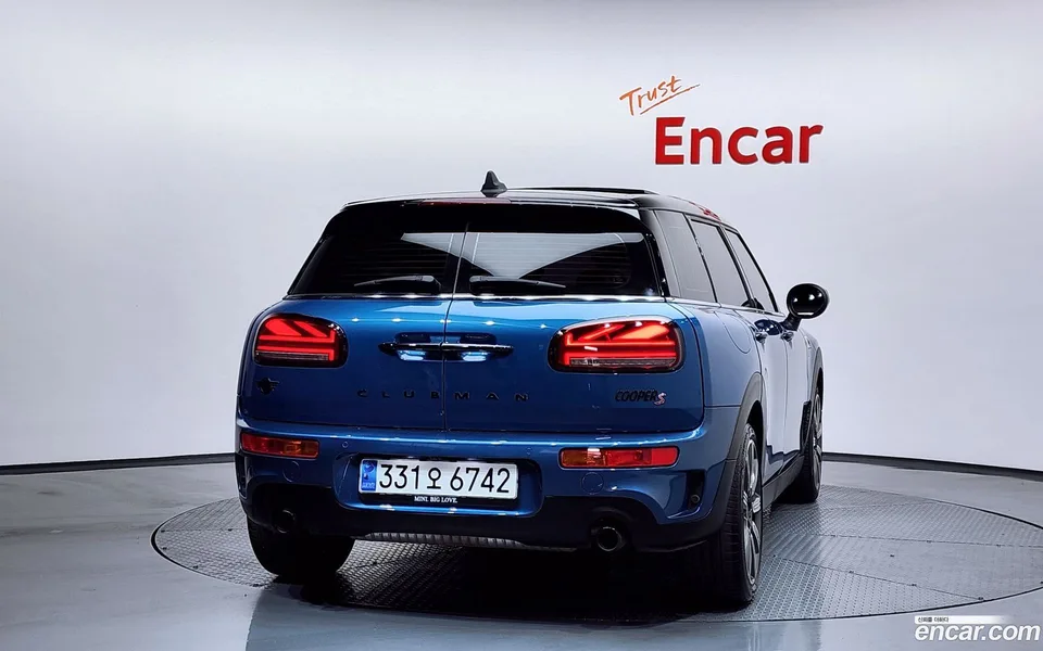 MINI Cooper S Clubman 2022 — миниатюра 4
