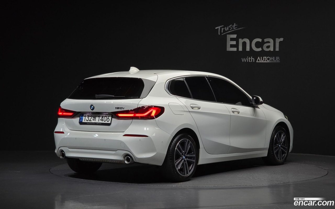 BMW 1 Series 2022