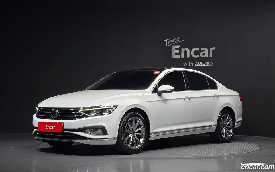 Volkswagen Passat GT 2.0 TDI 2022 — фото 1, купить с доставкой в Москву