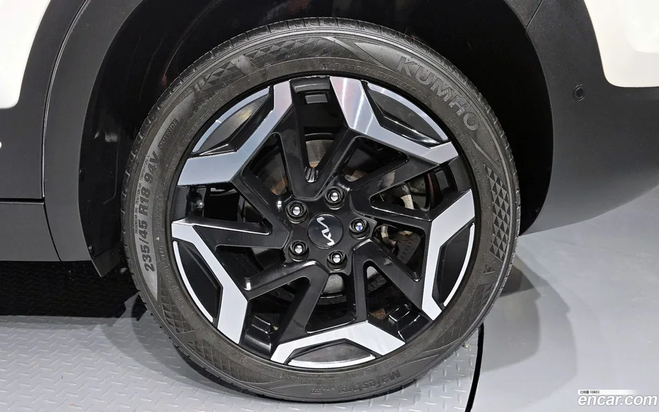 Kia Seltos 1.6 4WD 2022 — миниатюра 2