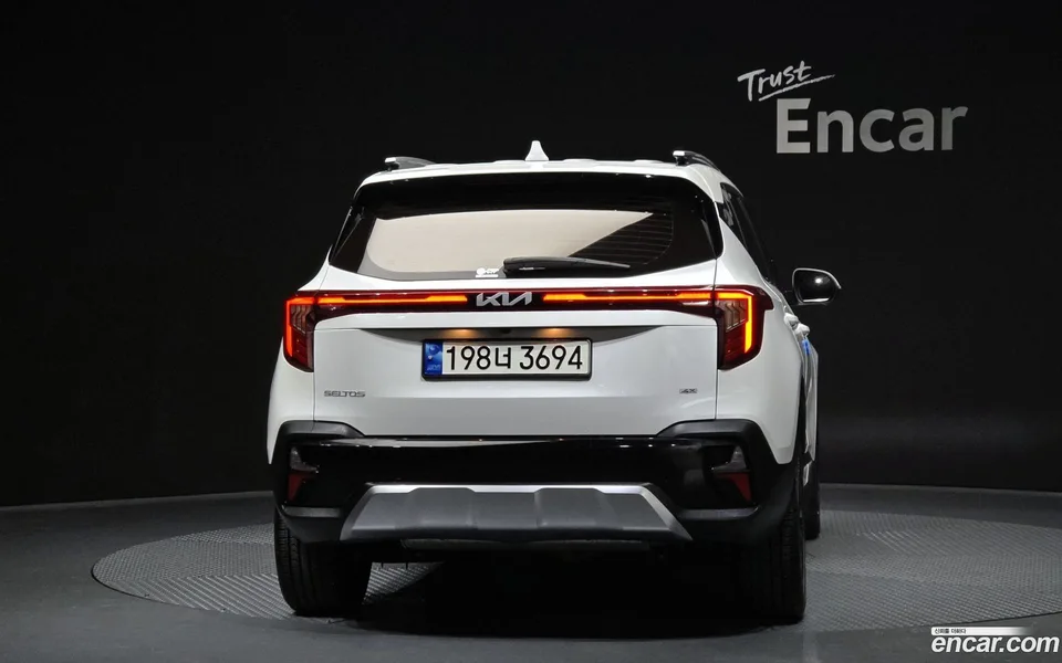 Kia Seltos 1.6 4WD 2022 — миниатюра 4
