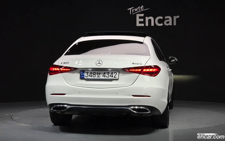 Mercedes-Benz C-Class C300 4MATIC 2023 — миниатюра 4
