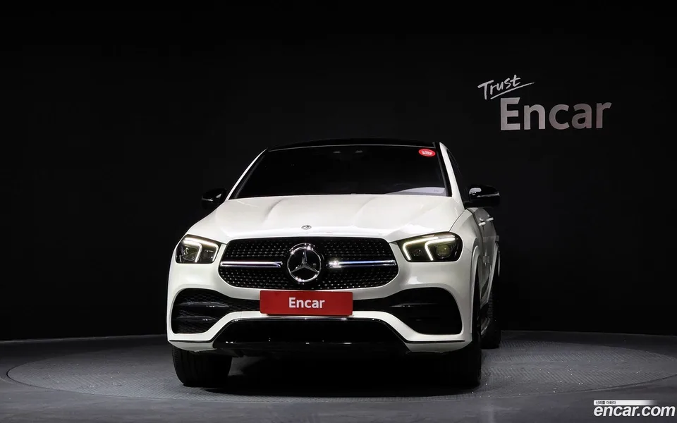 Mercedes-Benz GLE-Class GLE400d 4MATIC 2022 — миниатюра 3