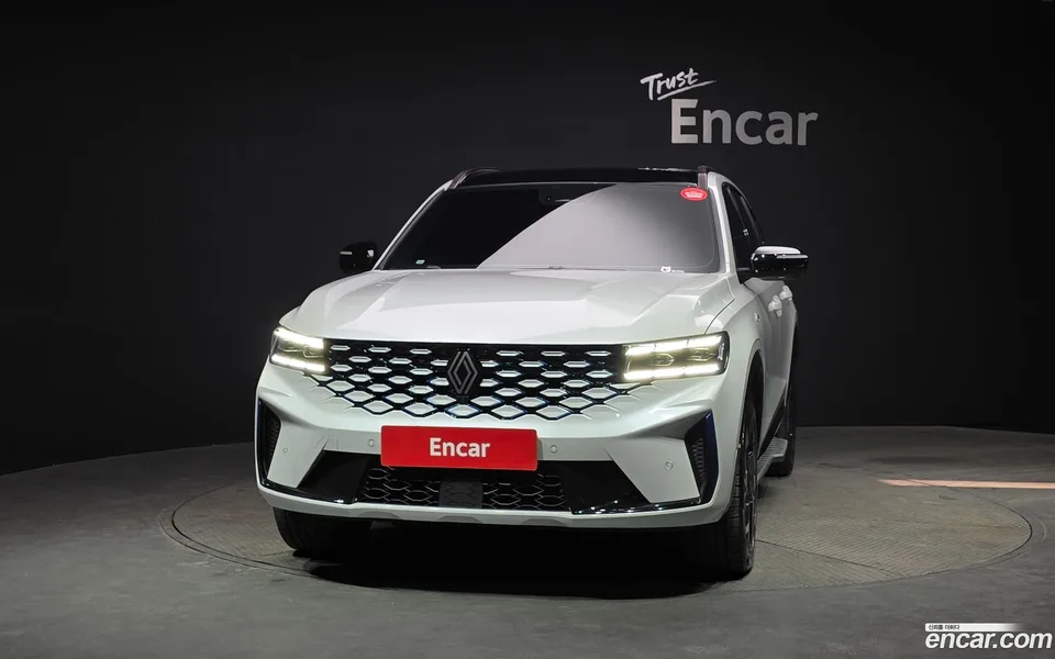 Renault Samsung Grand Koleos 1.5 E-TECH 2WD 2024 — миниатюра 3
