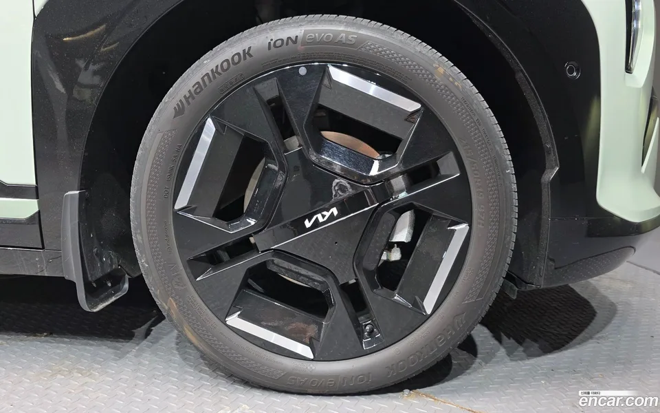Kia EV3 2WD 2024 — миниатюра 5