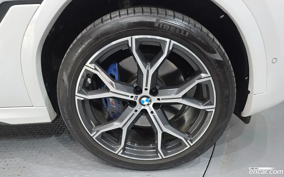 BMW X6 xDrive30d M 2022 — миниатюра 5