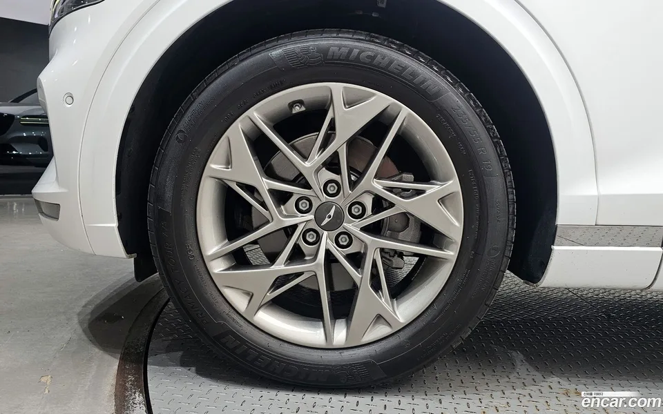 Genesis GV70 2.5T AWD 2022 — миниатюра 2