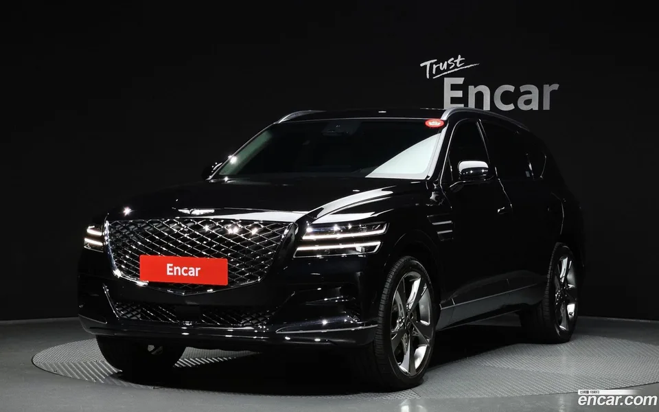 Genesis GV80 2.5T AWD 2023 — фото 1, купить с доставкой в Москву