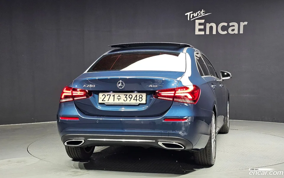 Mercedes-Benz A-Class A250 4MATIC 2022 — миниатюра 4
