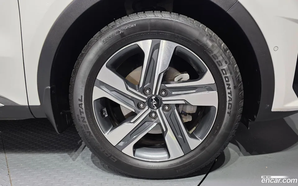 Kia Sorento HEV 1.6 2WD 2023 — миниатюра 5