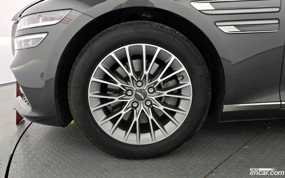 Genesis G80 2.5 2WD 2023 — миниатюра 5