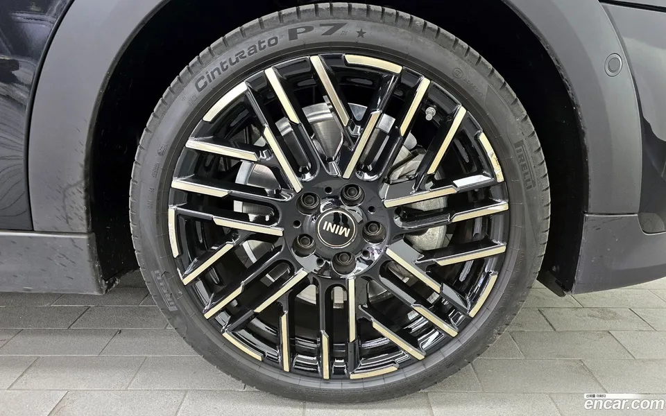 MINI Cooper S 5 2024 — миниатюра 2
