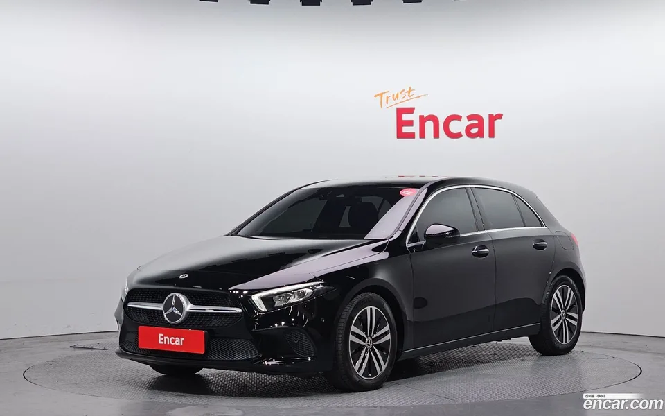 Mercedes-Benz A-Class A220 2022 — фото 1, купить с доставкой в Москву