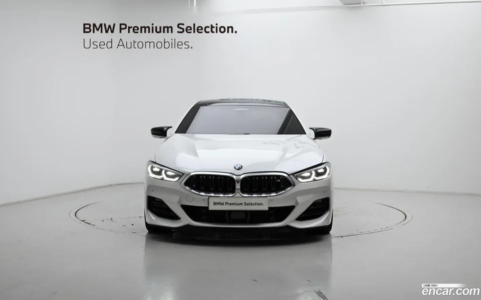 BMW 8 Series M850i xDrive 2023 — миниатюра 3
