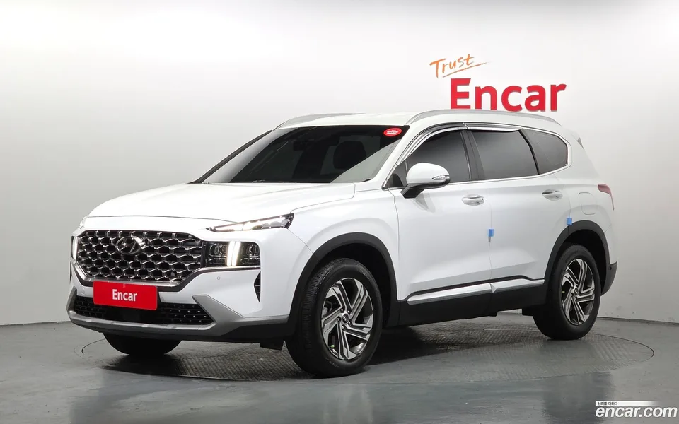 Hyundai SantaFe 2.5T 2WD 2022 — фото 1, купить с доставкой в Москву