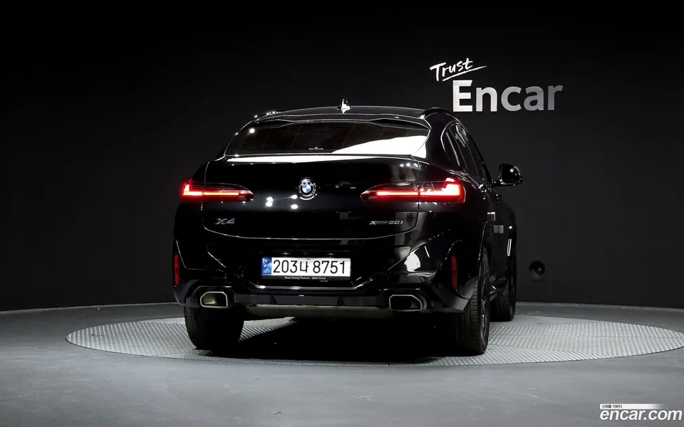 BMW X4 xDrive20i M 2023 — миниатюра 4