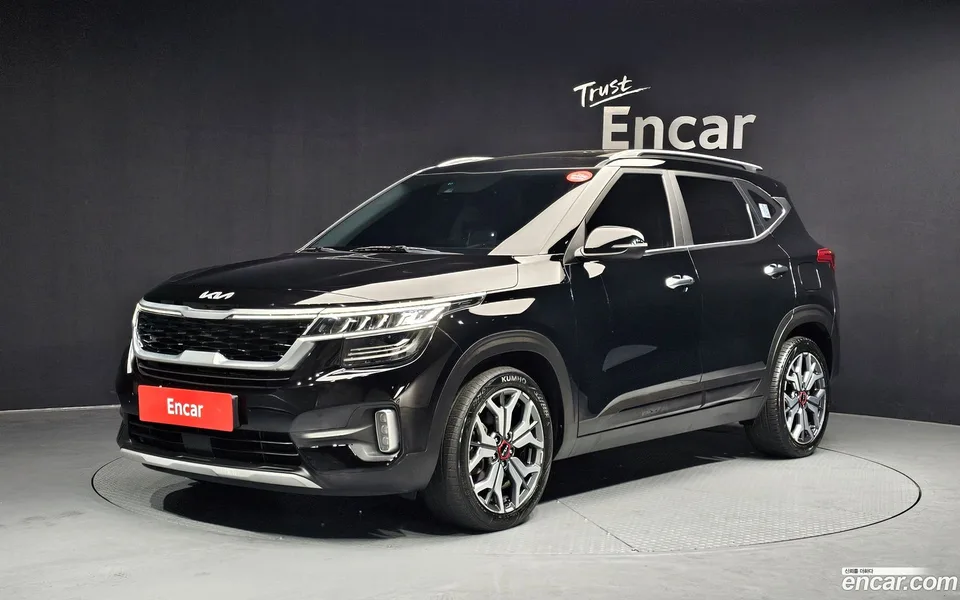 Kia Seltos 1.6 4WD 2022 — фото 1, купить с доставкой в Москву