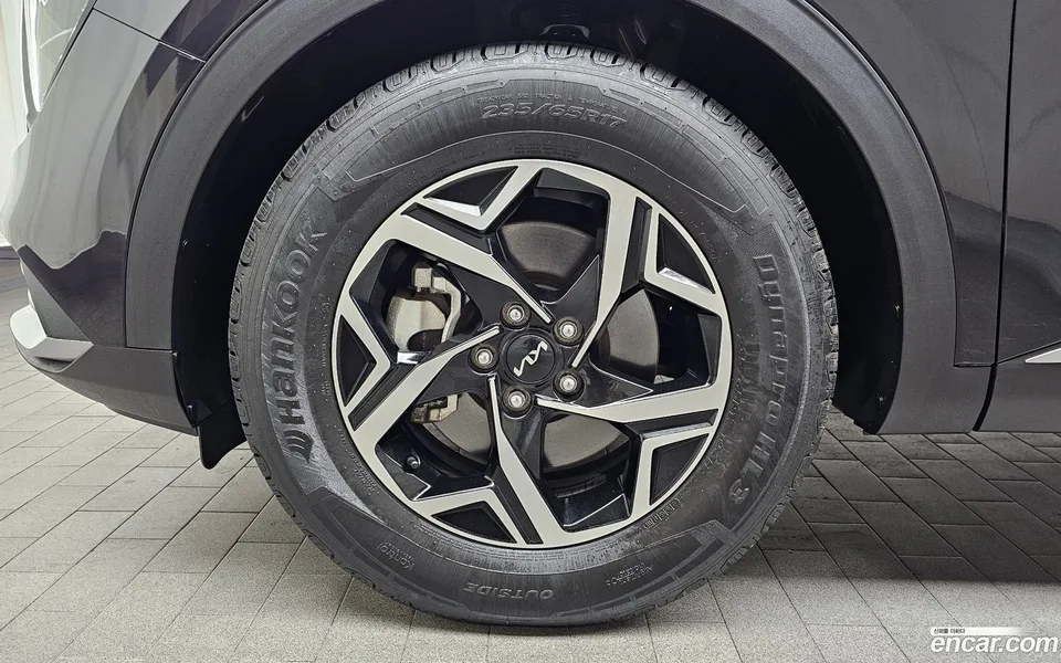Kia Sportage 2.0 2WD 2023 — миниатюра 2