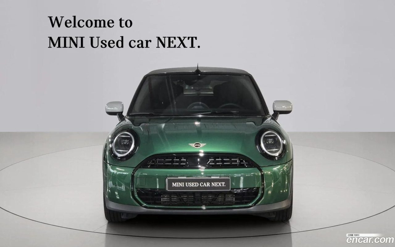 MINI Cooper C Convertible 2025 — 3