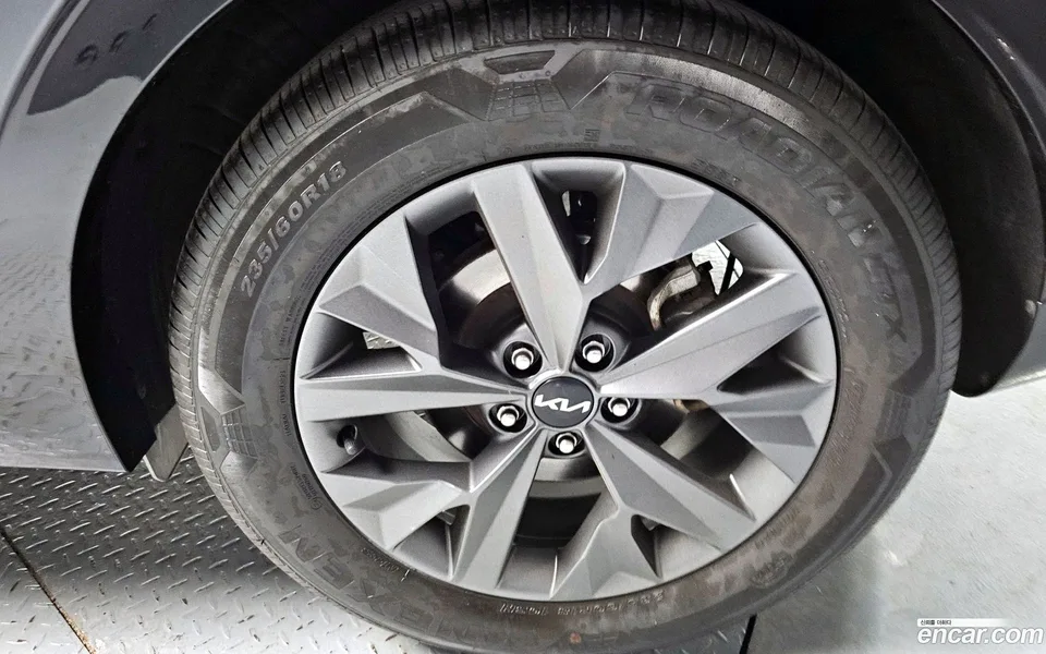 Kia Sportage 2.0 2WD 2022 — миниатюра 2
