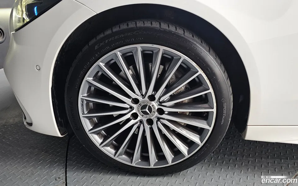 Mercedes-Benz C-Class C300 AMG Line 2022 — миниатюра 2