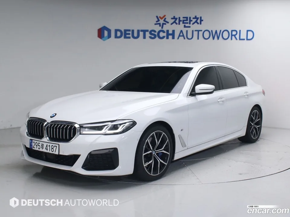 BMW 5 Series 530i M 2023 — миниатюра 3