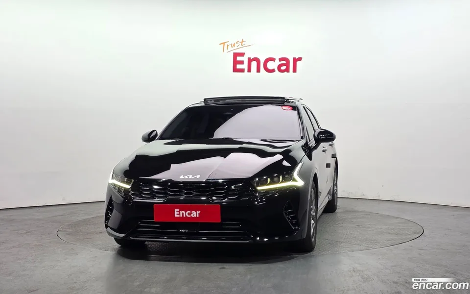 Kia K5 Hybrid 2023 — миниатюра 3