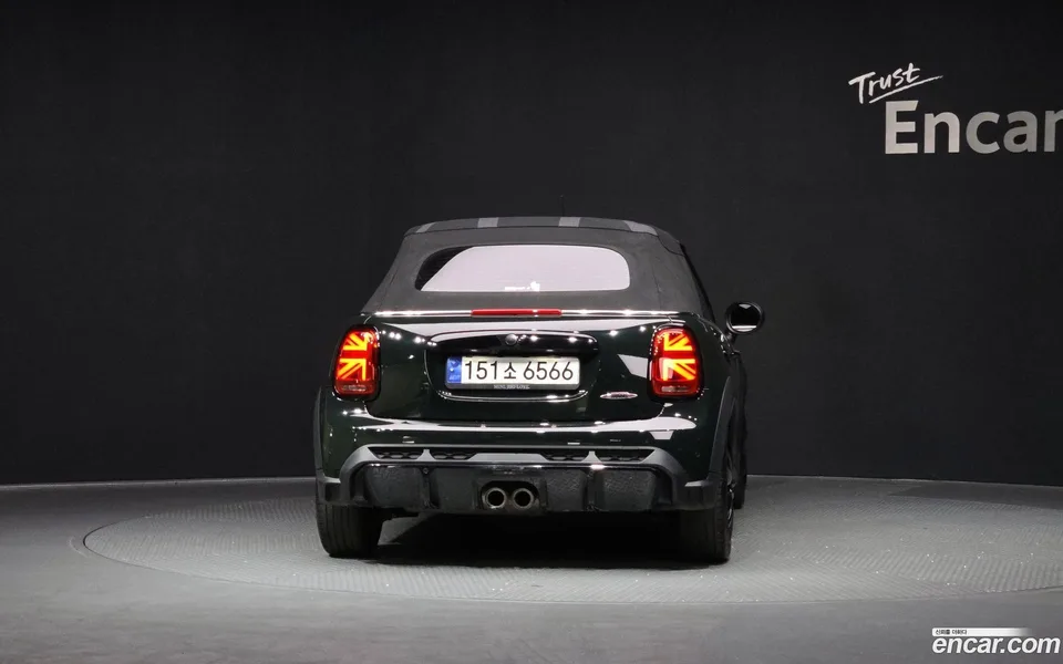 MINI Cooper S Convertible JCW 2024 — миниатюра 4