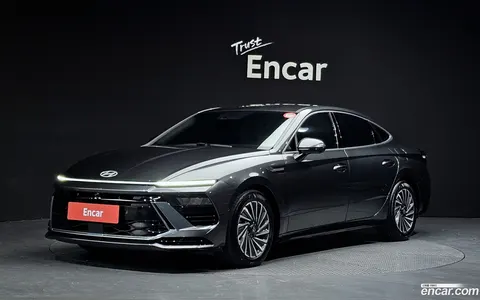 Hyundai Sonata The Edge Hybrid 2025 buy in Moscow