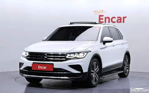 Volkswagen Tiguan 2022 buy in Moscow