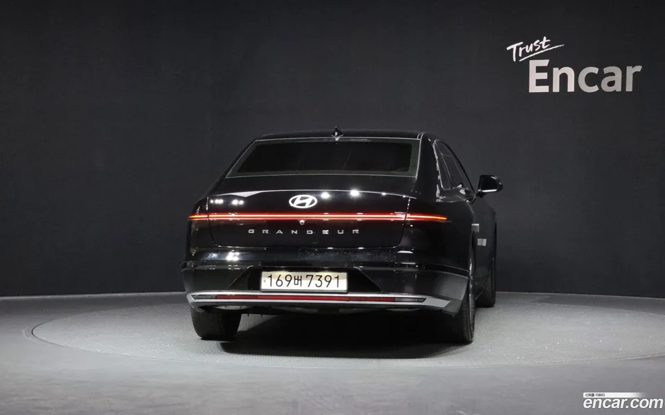 Hyundai Grandeur 2.5 2WD 2023 — миниатюра 4