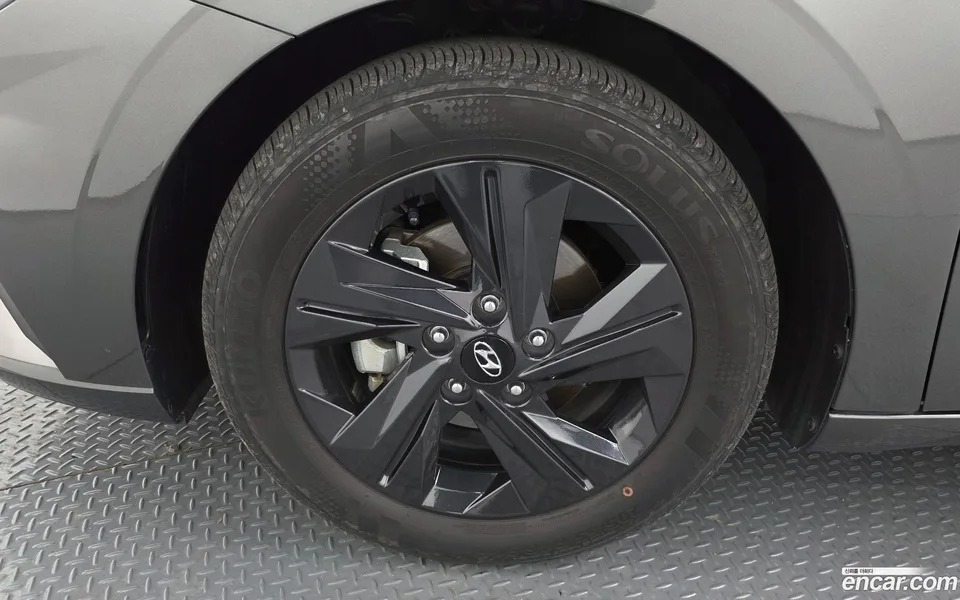 Hyundai Avante 1.6 2022 — миниатюра 2